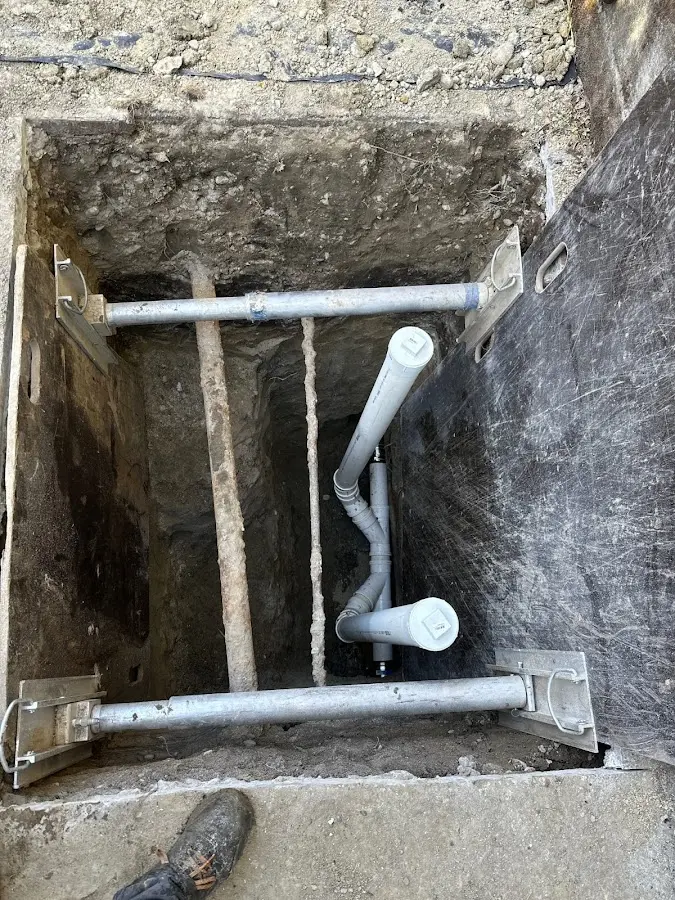 Experienced plumber completing Gas Line Repair work in Phoenix